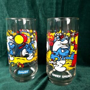 Handy Smurf 1983 Peyo Wallace Berrie Glasses Set of 2‎